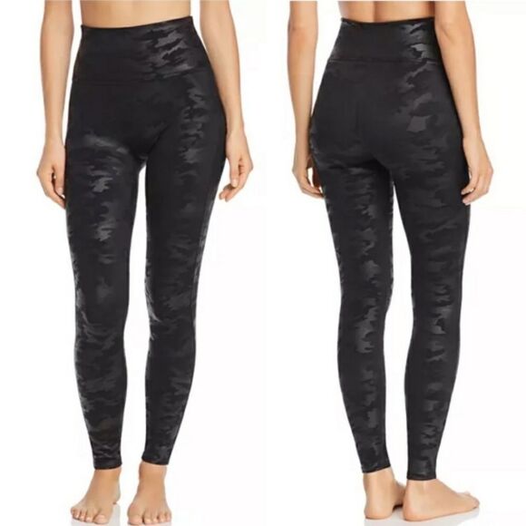 Spanx Faux leather Camo leggings. Black and grey. Shimmers. Size S. 26,5" Inseam - Picture 1 of 13
